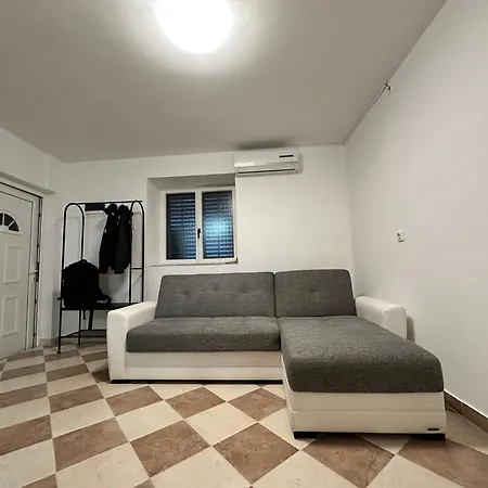 Apartment Apartma Enej *